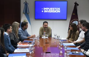 «Menos impuestos, más inversión»: la Municipalidad tuvo una reunión positiva con CADISAL. VIDEO/FOTOS