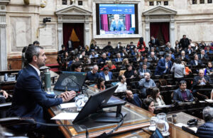 Diputados aprobó un aumento del 7,2% de las jubilaciones, una suba del bono a $110 mil y la restitución de la moratoria