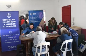Gran respuesta de vecinos del B° Vicente Solá con el programa “Cerca Tuyo”. VIDEO/FOTOS