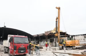 Avanzan las obras de reconstrucción del mercado San Miguel. FOTOS