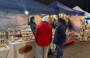Este sábado llega a plaza España una nueva edición de la feria de emprendedores temática
