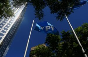 Juicio por YPF: la Justicia de Estados Unidos falló a favor de Argentina y dejó en suspenso la entrega de las acciones