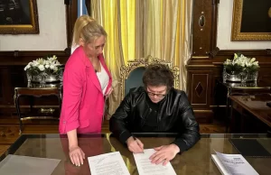 Una gestión al límite y la ilusión de la elección sanadora – Por: Jorge Liotti