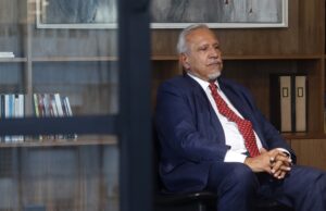 Romero deja el Senado: Karina ya le ofreció el Ministerio del Interior o la Auditoría