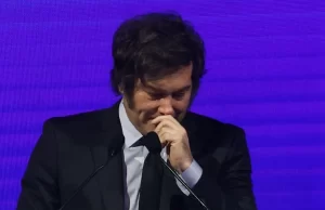 Una encuesta revela que la imagen de Milei cayó al 37%