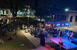 El Paseo Ex Palúdica empezó a latir con arte y cientos de vecinos. VIDEO/FOTOS