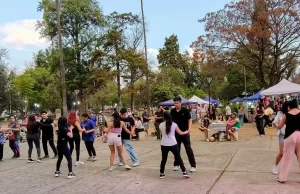 Este sábado habrá un encuentro a pura salsa y bachata. FOTOS