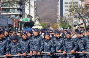 Más de 5600 policías trabajan en el operativo Procesión del Milagro 2025
