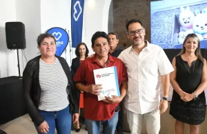 Se entregaron 125 escrituras de viviendas a familias de zona sudeste. VIDEO/FOTOS