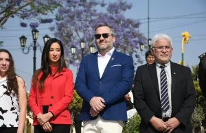 La Municipalidad conmemoró el Día de la Hispanidad en plaza España