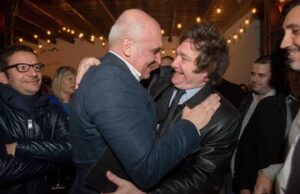 Con el apoyo del Presidente, Espert reiteró que mantendrá su candidatura