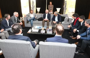 Sáenz en reunión con directivos de Seaboard ratificó la defensa de las economías regionales y el desarrollo del bioetanol en el NOA