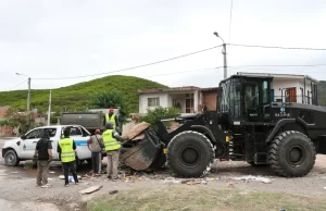 La Municipalidad efectuó un nuevo operativo de descacharrado en zona sudeste. FOTOS