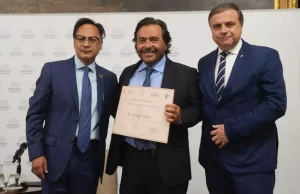 El gobernador Sáenz fue distinguido por su liderazgo, visión ética y compromiso con el desarrollo sostenible