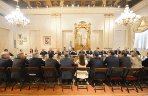 A los gobernadores se les termina la paciencia – Por: Daniel Salmoral