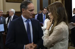 Sáenz por los gobernadores peronistas negocia con Provincias Unidas conformar un interbloque federal en el Senado