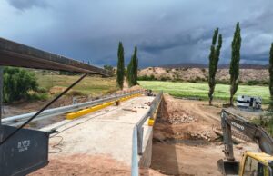 Sáenz anunció la inauguración de un puente en Angastaco