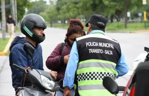 ‘Sin casco no hay moto’: realizaron operativos de control en Ruta 26 y en Av. Tavella. VIDEO/FOTOS