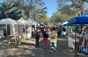 Ciudad: este fin de semana, vecinos y turistas podrán disfrutar de los Paseos Artesanales y música. FOTOS