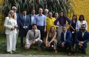 Emilia Orozco no estuvo pero si una gigantografía que incomodó a Diego Santilli