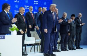 Javier Milei en Davos: el Presidente firmó el documento fundador del Consejo de la Paz propuesto por Trump