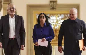 Delcy Rodríguez dijo «basta» a «las órdenes de Washington» y reclamó que la política venezolana resuelva los conflictos internos