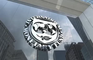 Este lunes Argentina debe pagar U$S 878 millones al FMI