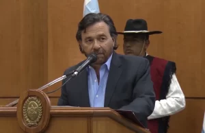 Gustavo Sáenz advirtió que tres bloques no votarán en Diputados los cambios en las licencias