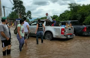 Distintos ministerios asisten a personas afectadas por el temporal en el departamento Metán. VIDEO/FOTOS