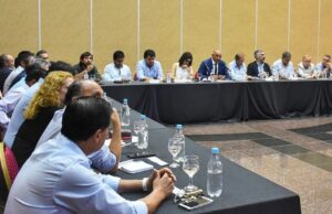 El Gobierno provincial reabrió las negociaciones paritarias 2026