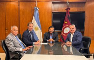 Senado: Flavia Royón abandonaría el interbloque que preside José Mayans