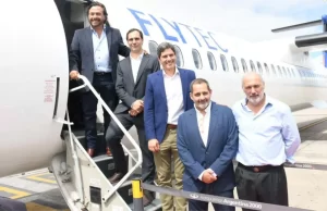 Sáenz destacó la inversión privada y el crecimiento minero en la presentación del avión Dash 8-400 en Salta. VIDEO/FOTOS