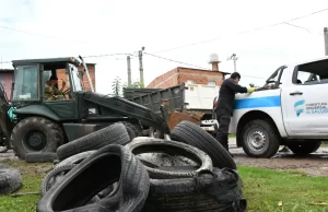 Continúa la lucha contra el Dengue mediante los operativos de descacharrado. VIDEO/FOTOS