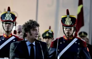 Milei analiza indultar a los militares genocidas el 24 de marzo