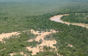 El Gobierno provincial monitorea el comportamiento de los ríos y coordina asistencias en municipios del norte