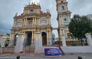 El Paseo de la Fe de calle Alberdi lucirá totalmente renovado. VIDEO/FOTOS