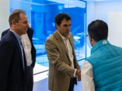 La política comienza a ver a Jorge Brito como candidato en 2027