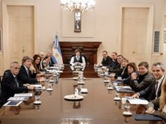 Salariazo en el Gobierno: el sueldo de ministros y secretarios aumentó 123 por ciento