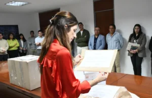 Se realizó la apertura de sobres para la modernización y concesión de la nueva Terminal. VIDEO/FOTOS