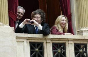 Adorni en el Congreso: Milei se peleó con diputados de la izquierda y criticó a los periodistas