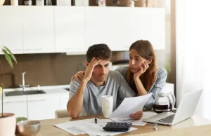 Alarma por morosidad en familias argentinas para pagar sus deudas