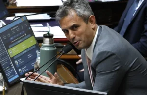 El gobierno quiere aprobar una ley para que los periodistas presenten declaración jurada como los funcionarios