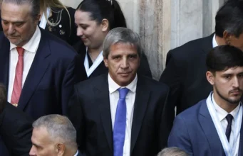 Caputo se quedó con $1.165.491 millones que por ley estaban destinados a arreglar las rutas