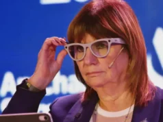Patricia Bullrich pidió que Manuel Adorni presente ahora su declaración jurada de bienes
