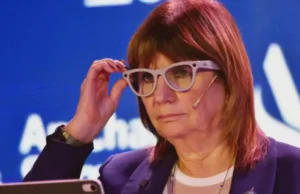 Patricia Bullrich pidió que Manuel Adorni presente ahora su declaración jurada de bienes