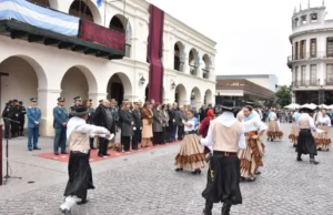 Con actividades protocolares y culturales Salta conmemoró el 216 aniversario de la Revolución de Mayo. VIDEO/FOTOS