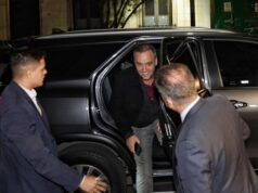Manuel Adorni dijo que no hablará de sus bienes y viajes porque se podría tomar como “obstrucción de la Justicia”