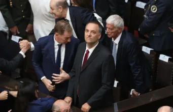 Ante el riesgo de no llegar al quórum, la oposición pospuso la sesión para interpelar a Adorni en Diputados