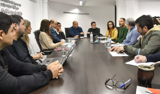 La Provincia planifica unificar toda la oferta de cursos y oportunidades laborales en una plataforma digital. VIDEO/FOTOS