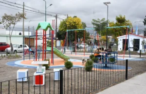 Vecinos de Villa Estela ya disfrutan de la renovada plaza Independencia. VIDEO/FOTOS